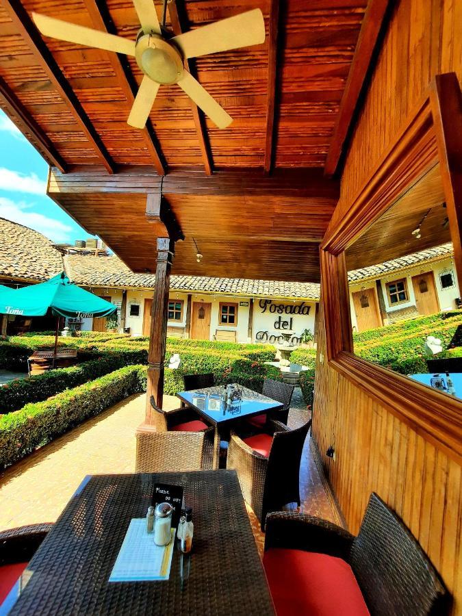 La Del Doctor Bed and breakfast